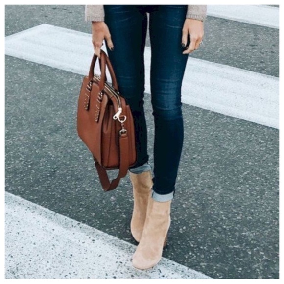 banana republic low block heel bootie